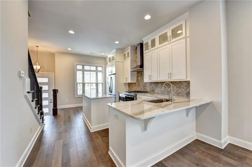 4217 Deming Circle Unit 76, Sandy Springs, Georgia 30342, 2 Bedrooms Bedrooms, ,2 BathroomsBathrooms,Residential,Sold,4217 Deming Circle Unit 76,6570472