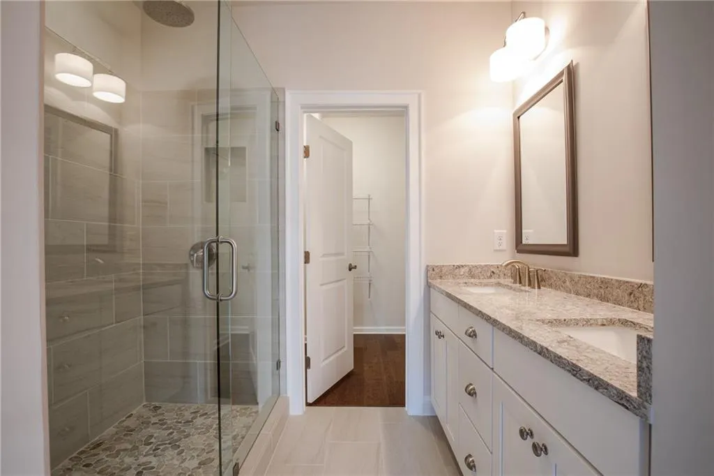 4217 Deming Circle Unit 76, Sandy Springs, Georgia 30342, 2 Bedrooms Bedrooms, ,2 BathroomsBathrooms,Residential,Sold,4217 Deming Circle Unit 76,6570472