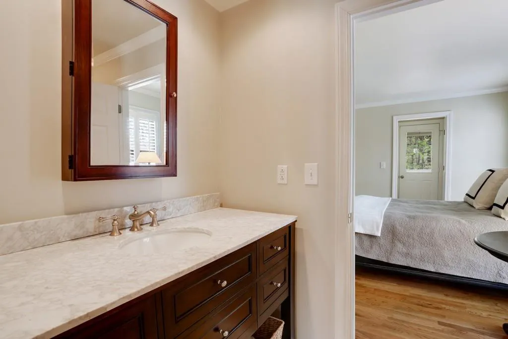430 Laurel Chase Court, Atlanta, Georgia 30327, 5 Bedrooms Bedrooms, ,5 BathroomsBathrooms,Residential,Sold,430 Laurel Chase Court,5724676
