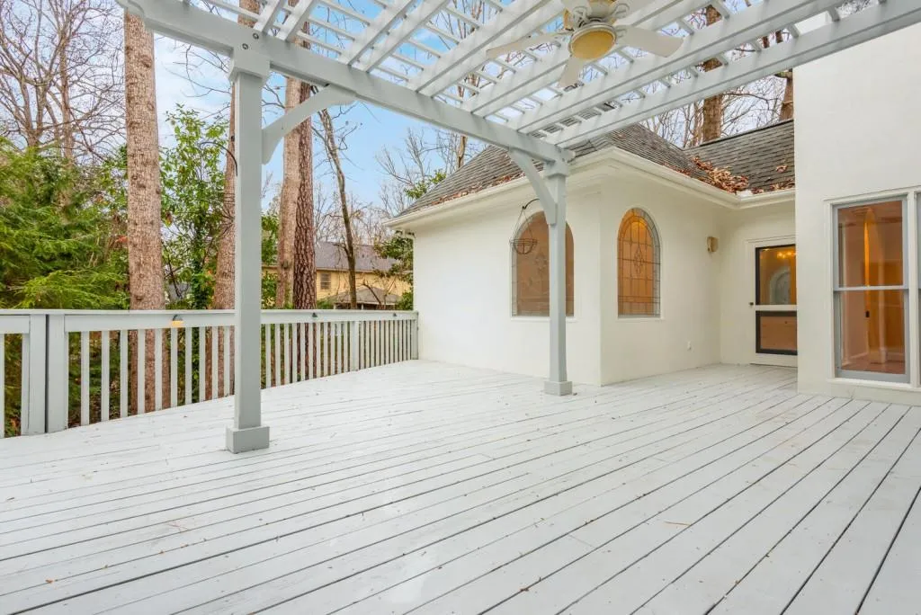 190 Morgan Farm Drive, Sandy Springs, Georgia 30342, 6 Bedrooms Bedrooms, ,4 BathroomsBathrooms,Residential,Sold,190 Morgan Farm Drive,7153524