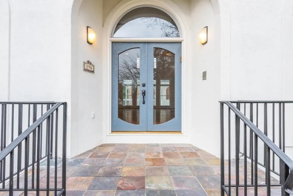 190 Morgan Farm Drive, Sandy Springs, Georgia 30342, 6 Bedrooms Bedrooms, ,4 BathroomsBathrooms,Residential,Sold,190 Morgan Farm Drive,7153524