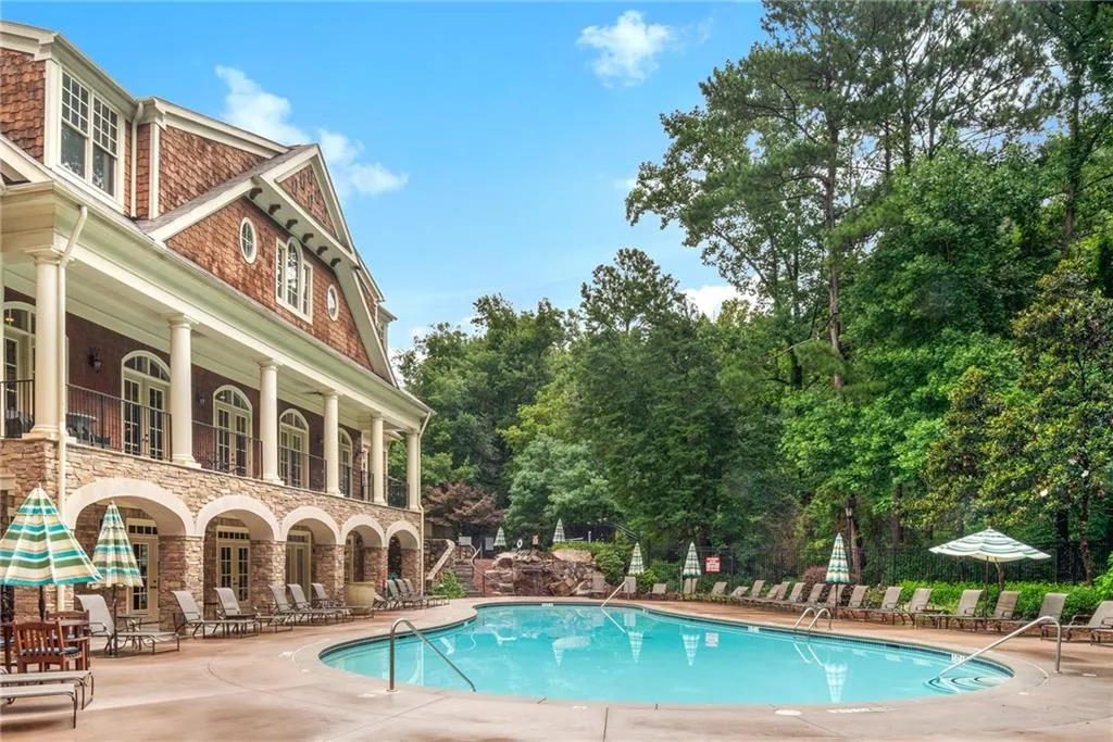 200 River Vista Drive Unit 231, Atlanta, Georgia 30339, 2 Bedrooms Bedrooms, ,2 BathroomsBathrooms,Residential,Sold,200 River Vista Drive Unit 231,7089270