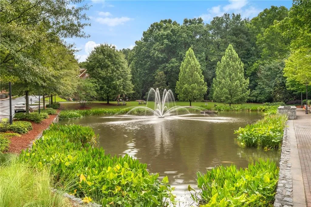 200 River Vista Drive Unit 231, Atlanta, Georgia 30339, 2 Bedrooms Bedrooms, ,2 BathroomsBathrooms,Residential,Sold,200 River Vista Drive Unit 231,7089270