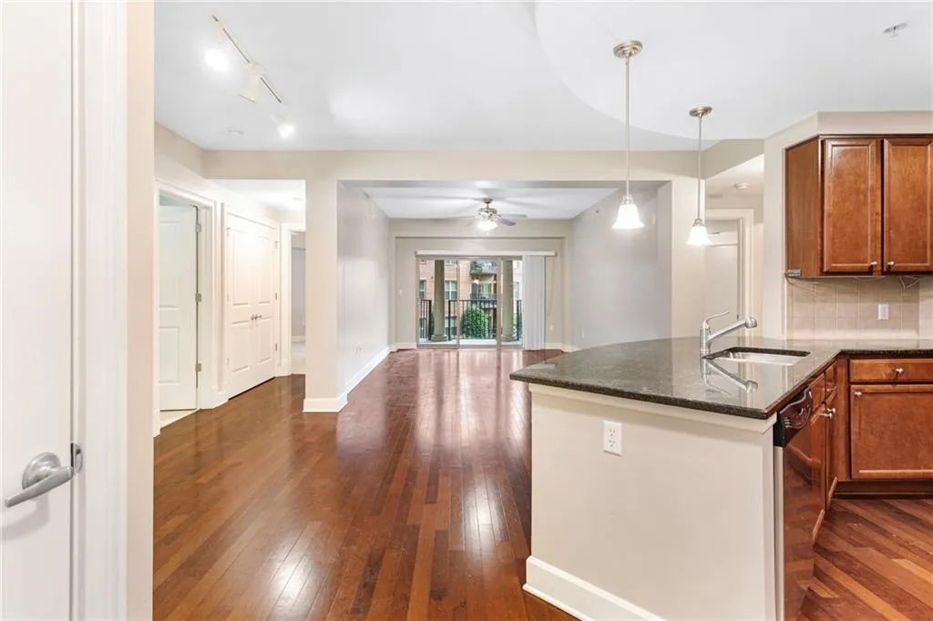 200 River Vista Drive Unit 231, Atlanta, Georgia 30339, 2 Bedrooms Bedrooms, ,2 BathroomsBathrooms,Residential,Sold,200 River Vista Drive Unit 231,7089270