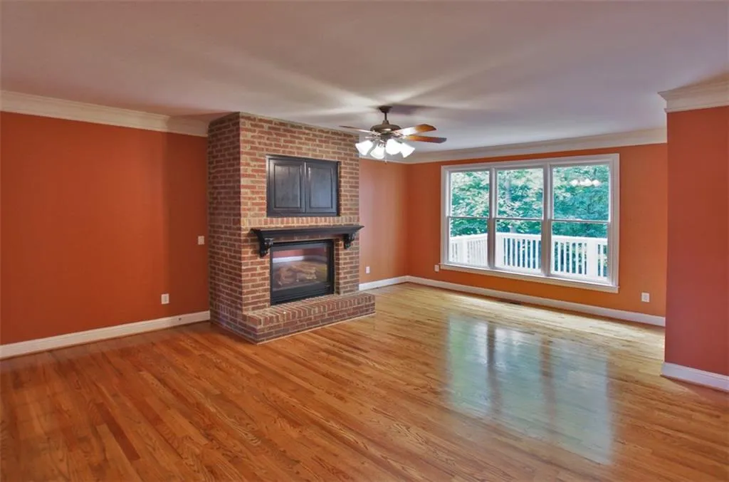 2130 Parkview Lane Nw, Atlanta, Georgia 30318, 4 Bedrooms Bedrooms, ,2 BathroomsBathrooms,Residential,Sold,2130 Parkview Lane Nw,5750321
