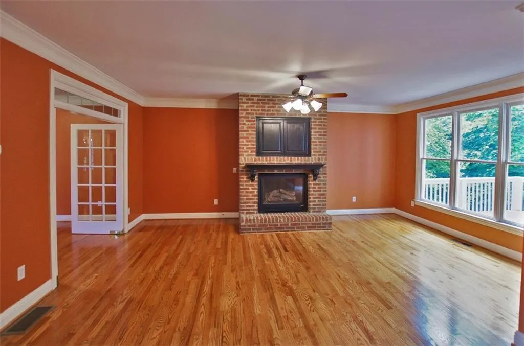 2130 Parkview Lane Nw, Atlanta, Georgia 30318, 4 Bedrooms Bedrooms, ,2 BathroomsBathrooms,Residential,Sold,2130 Parkview Lane Nw,5750321