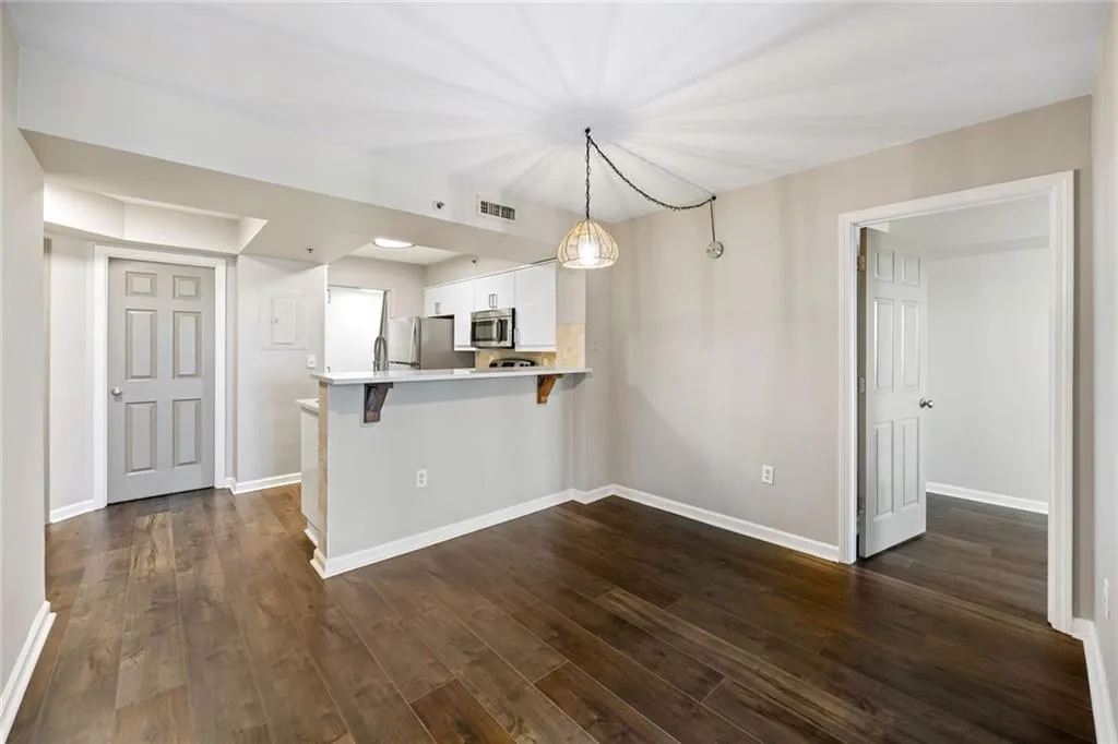 795 Hammond Drive Unit 1707, Atlanta, Georgia 30328, 2 Bedrooms Bedrooms, ,2 BathroomsBathrooms,Residential,For Sale,795 Hammond Drive Unit 1707,7551366
