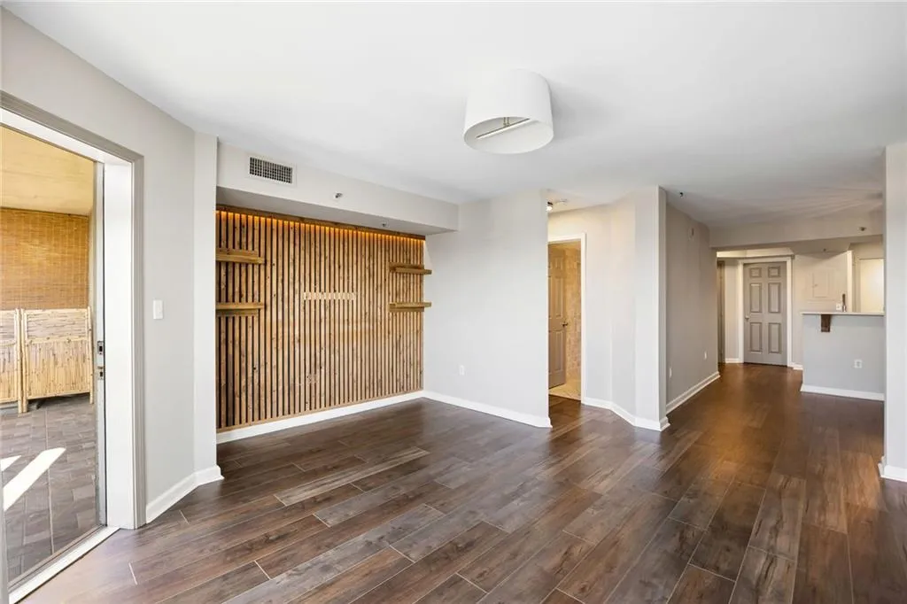 795 Hammond Drive Unit 1707, Atlanta, Georgia 30328, 2 Bedrooms Bedrooms, ,2 BathroomsBathrooms,Residential,For Sale,795 Hammond Drive Unit 1707,7551366