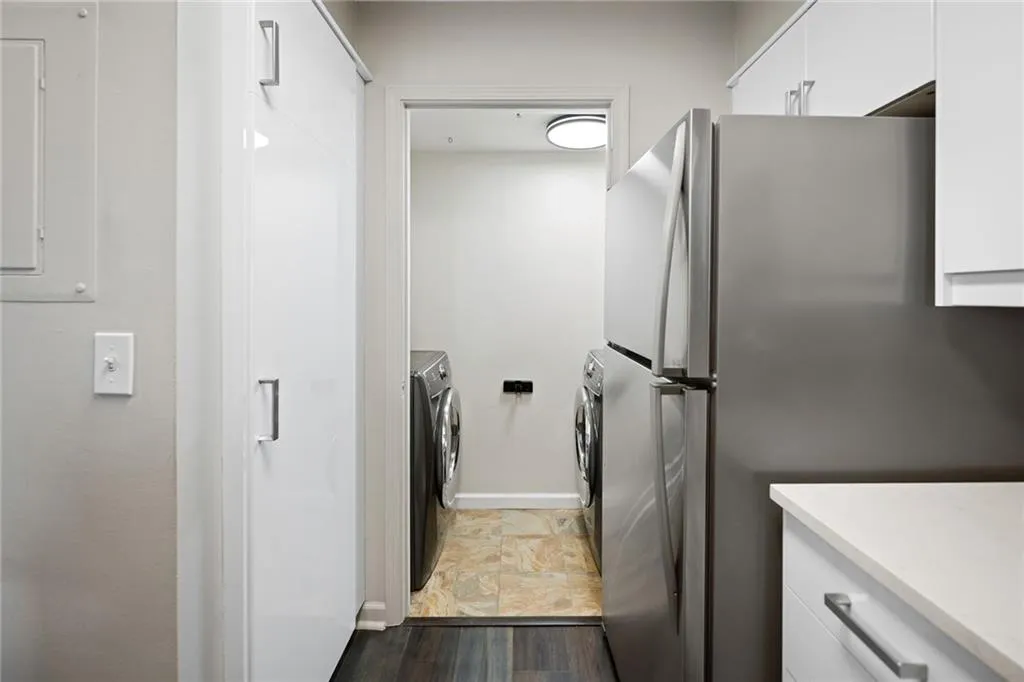 795 Hammond Drive Unit 1707, Atlanta, Georgia 30328, 2 Bedrooms Bedrooms, ,2 BathroomsBathrooms,Residential,For Sale,795 Hammond Drive Unit 1707,7551366