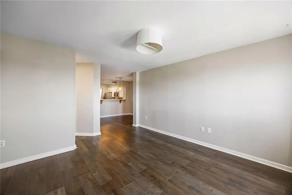 795 Hammond Drive Unit 1707, Atlanta, Georgia 30328, 2 Bedrooms Bedrooms, ,2 BathroomsBathrooms,Residential,For Sale,795 Hammond Drive Unit 1707,7551366