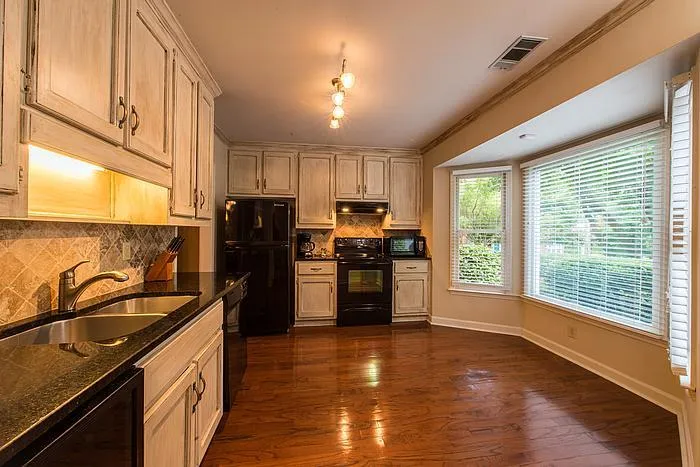 7950 Colquitt Road Unit A3, Sandy Springs, Georgia 30350, 2 Bedrooms Bedrooms, ,2 BathroomsBathrooms,Residential,Sold,7950 Colquitt Road Unit A3,5591348