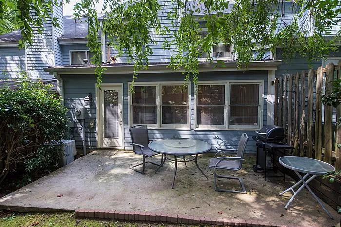 7950 Colquitt Road Unit A3, Sandy Springs, Georgia 30350, 2 Bedrooms Bedrooms, ,2 BathroomsBathrooms,Residential,Sold,7950 Colquitt Road Unit A3,5591348