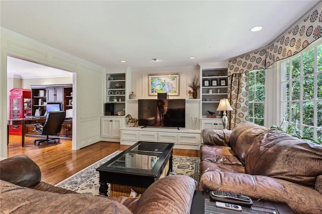 2395 Kimbrough Court, Sandy Springs, Georgia 30350, 4 Bedrooms Bedrooms, ,4 BathroomsBathrooms,Residential,Sold,2395 Kimbrough Court,7072639