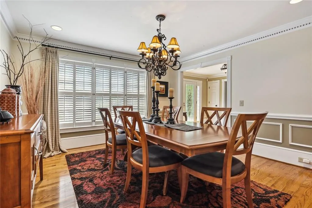 2395 Kimbrough Court, Sandy Springs, Georgia 30350, 4 Bedrooms Bedrooms, ,4 BathroomsBathrooms,Residential,Sold,2395 Kimbrough Court,7072639