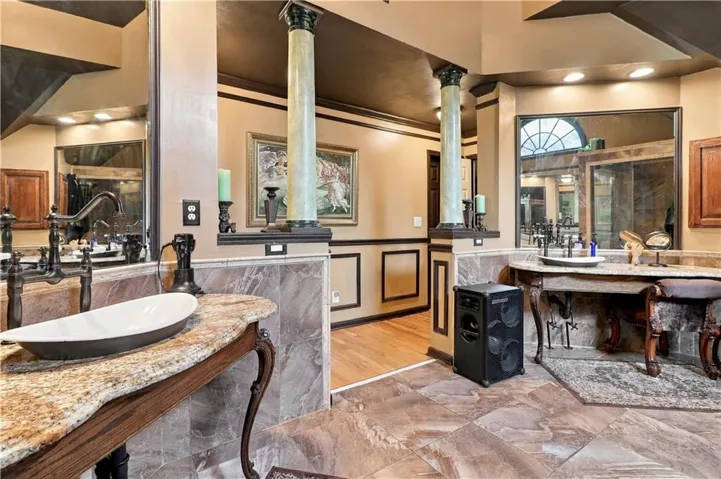1170