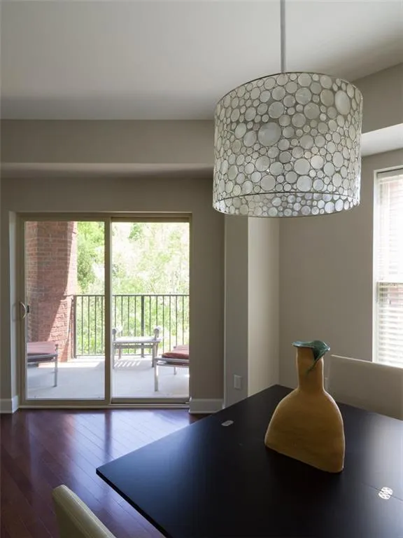 200 River Vista Drive Unit 423, Atlanta, Georgia 30339, 2 Bedrooms Bedrooms, ,2 BathroomsBathrooms,Residential,Sold,200 River Vista Drive Unit 423,6873389