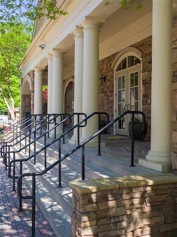 200 River Vista Drive Unit 423, Atlanta, Georgia 30339, 2 Bedrooms Bedrooms, ,2 BathroomsBathrooms,Residential,Sold,200 River Vista Drive Unit 423,6873389