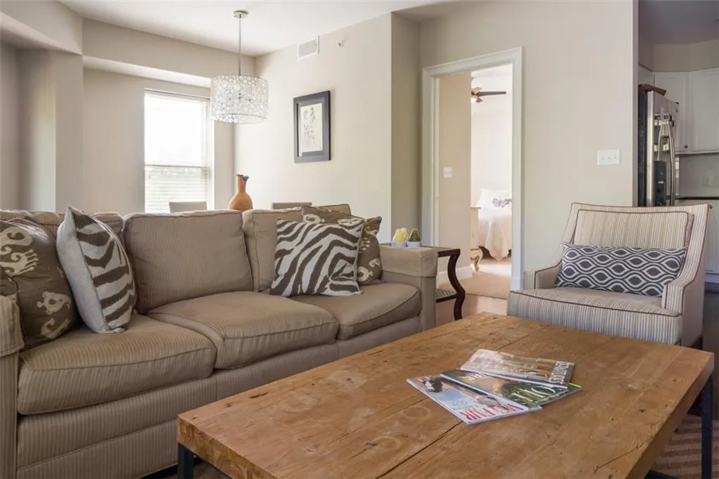 200 River Vista Drive Unit 423, Atlanta, Georgia 30339, 2 Bedrooms Bedrooms, ,2 BathroomsBathrooms,Residential,Sold,200 River Vista Drive Unit 423,6873389