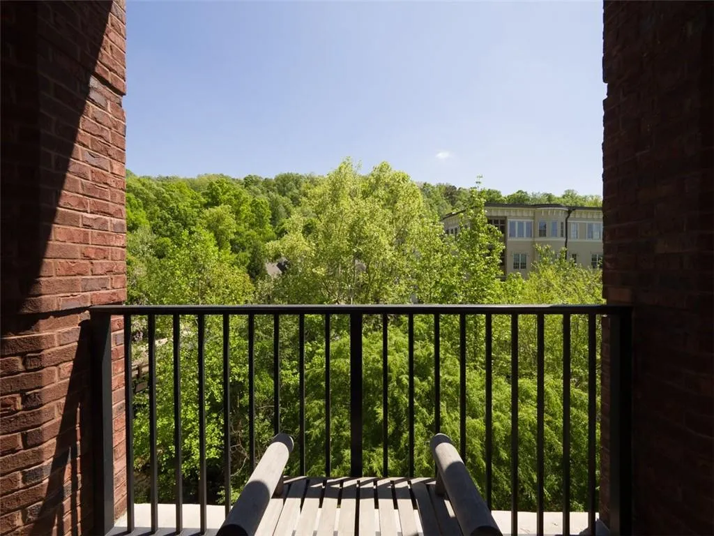 200 River Vista Drive Unit 423, Atlanta, Georgia 30339, 2 Bedrooms Bedrooms, ,2 BathroomsBathrooms,Residential,Sold,200 River Vista Drive Unit 423,6873389