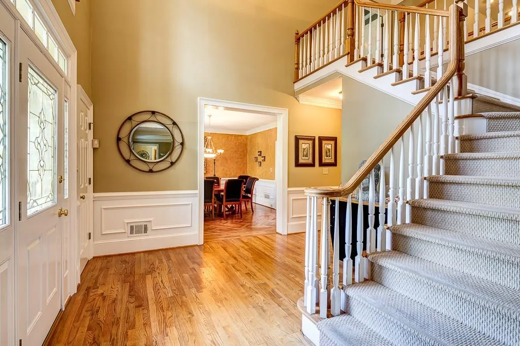 7780 Landowne Drive, Sandy Springs, Georgia 30350, 5 Bedrooms Bedrooms, ,4 BathroomsBathrooms,Residential,Sold,7780 Landowne Drive,5664511