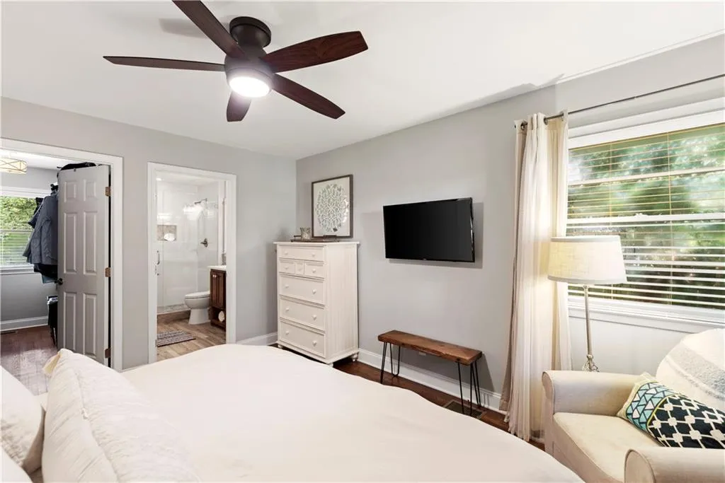 6800 Sunny Brook Lane, Sandy Springs, Georgia 30328, 4 Bedrooms Bedrooms, ,2 BathroomsBathrooms,Residential,Sold,6800 Sunny Brook Lane,6943346