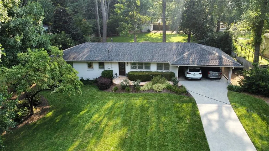 6800 Sunny Brook Lane, Sandy Springs, Georgia 30328, 4 Bedrooms Bedrooms, ,2 BathroomsBathrooms,Residential,Sold,6800 Sunny Brook Lane,6943346