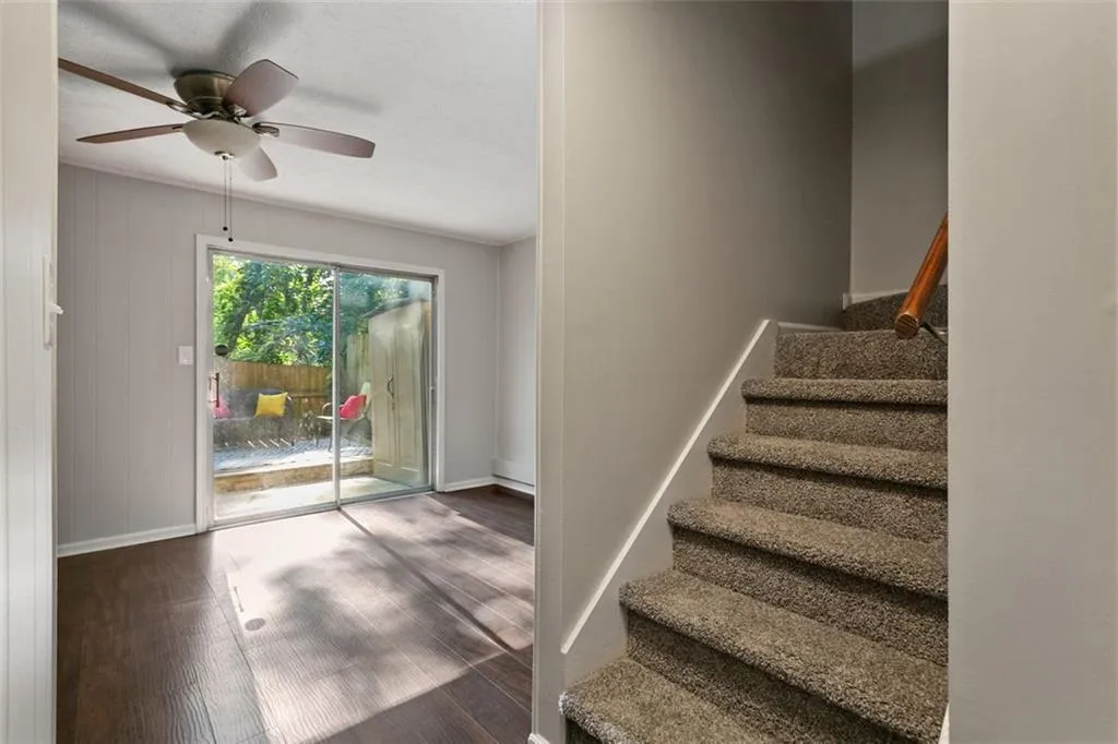 6104 Park Avenue, Atlanta, Georgia 30342, 2 Bedrooms Bedrooms, ,1 BathroomBathrooms,Residential,Sold,6104 Park Avenue,6931755
