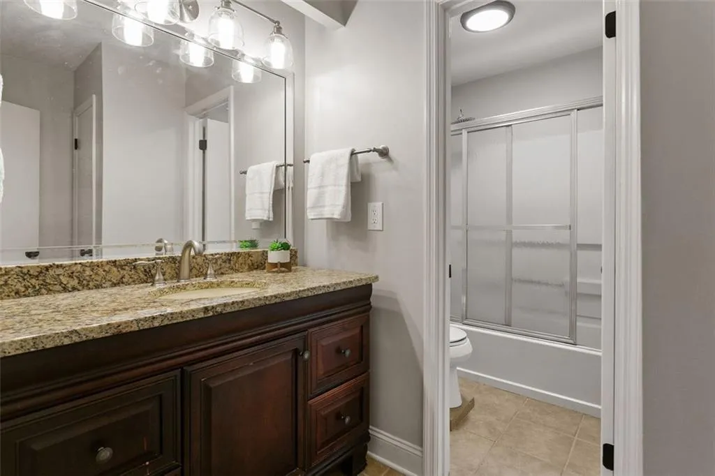 6104 Park Avenue, Atlanta, Georgia 30342, 2 Bedrooms Bedrooms, ,1 BathroomBathrooms,Residential,Sold,6104 Park Avenue,6931755