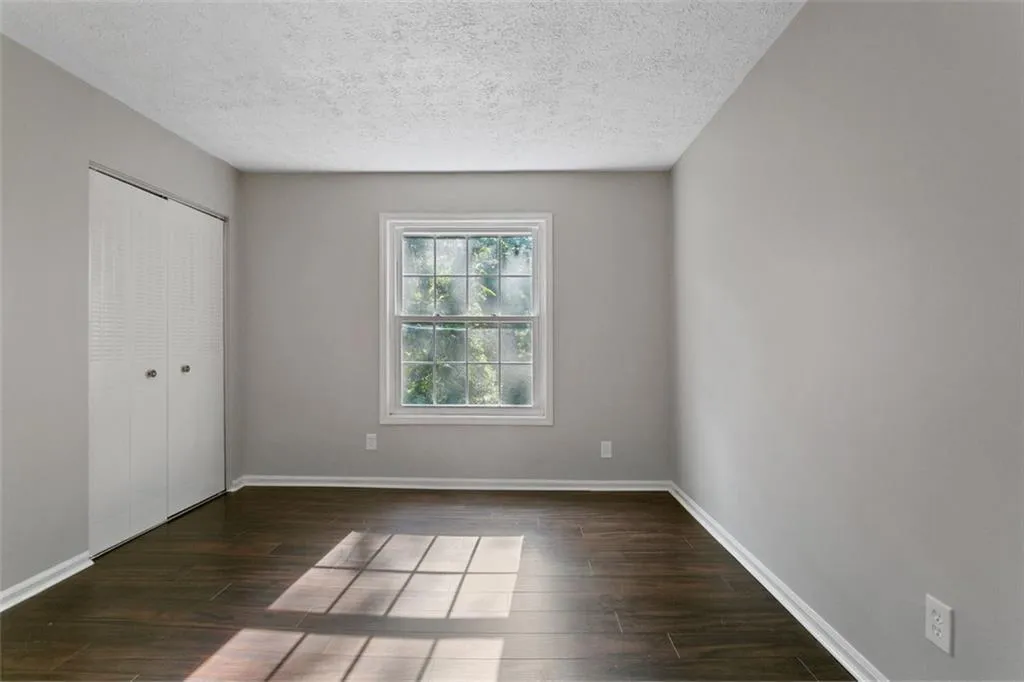 6104 Park Avenue, Atlanta, Georgia 30342, 2 Bedrooms Bedrooms, ,1 BathroomBathrooms,Residential,Sold,6104 Park Avenue,6931755