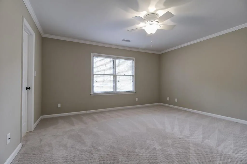 292 Windsor Parkway, Atlanta, Georgia 30342, 2 Bedrooms Bedrooms, ,2 BathroomsBathrooms,Residential,Sold,292 Windsor Parkway,5647911