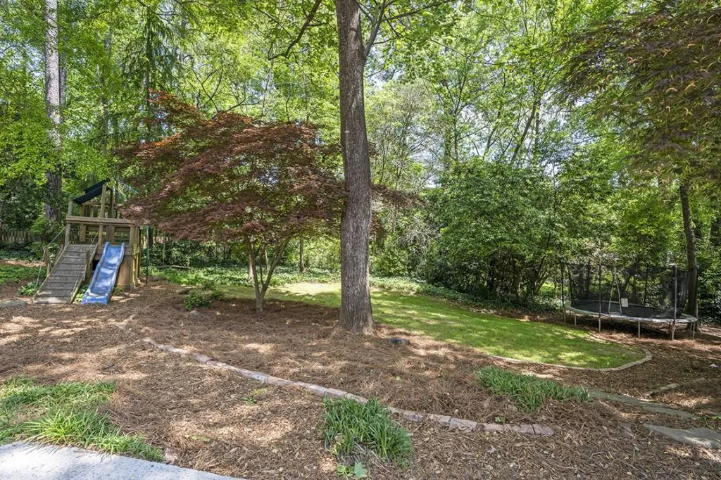 255 Stone Mill Trail Ne, Sandy Springs, Georgia 30328, 4 Bedrooms Bedrooms, ,3 BathroomsBathrooms,Residential,Sold,255 Stone Mill Trail Ne,7037612
