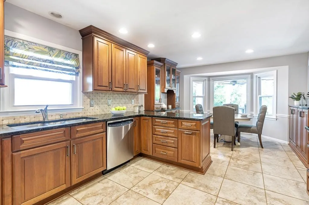255 Stone Mill Trail Ne, Sandy Springs, Georgia 30328, 4 Bedrooms Bedrooms, ,3 BathroomsBathrooms,Residential,Sold,255 Stone Mill Trail Ne,7037612
