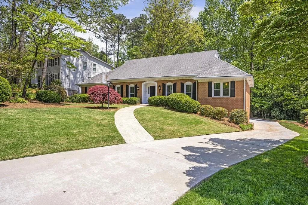 255 Stone Mill Trail Ne, Sandy Springs, Georgia 30328, 4 Bedrooms Bedrooms, ,3 BathroomsBathrooms,Residential,Sold,255 Stone Mill Trail Ne,7037612