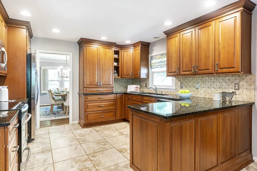 255 Stone Mill Trail Ne, Sandy Springs, Georgia 30328, 4 Bedrooms Bedrooms, ,3 BathroomsBathrooms,Residential,Sold,255 Stone Mill Trail Ne,7037612