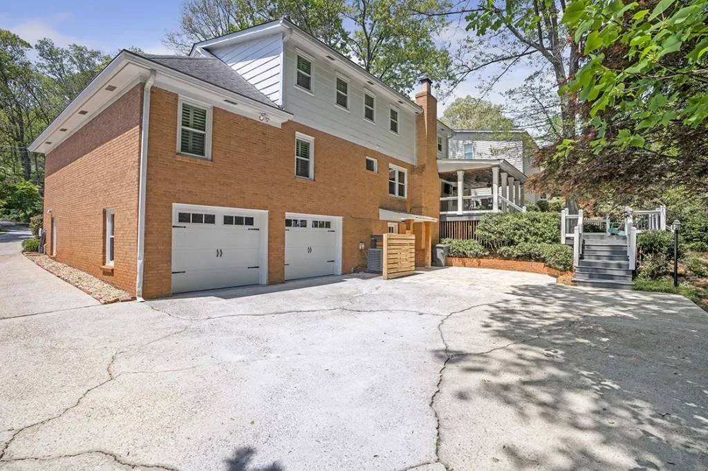 255 Stone Mill Trail Ne, Sandy Springs, Georgia 30328, 4 Bedrooms Bedrooms, ,3 BathroomsBathrooms,Residential,Sold,255 Stone Mill Trail Ne,7037612