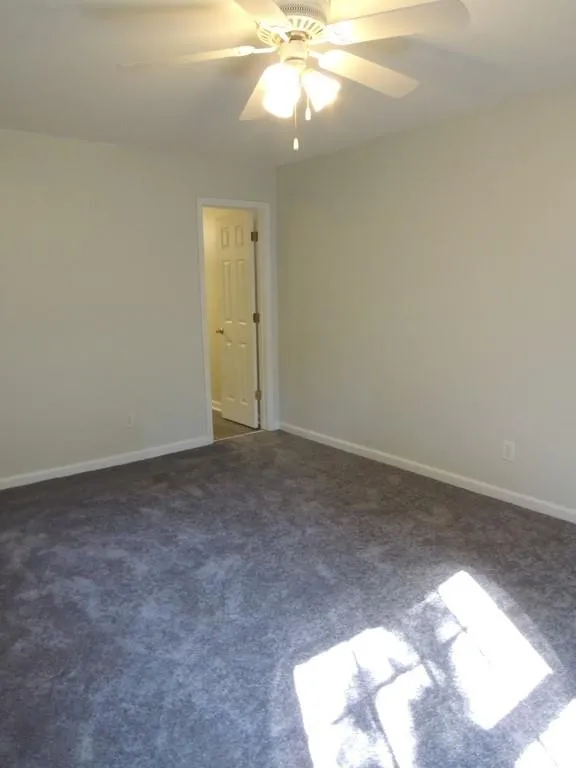 402 Brighton Point, Sandy Springs, Georgia 30328, 2 Bedrooms Bedrooms, ,2 BathroomsBathrooms,Residential,Sold,402 Brighton Point,6093744