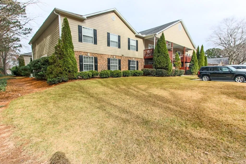 1701 Brighton Point, Sandy Springs, Georgia 30328, 2 Bedrooms Bedrooms, ,2 BathroomsBathrooms,Residential,Sold,1701 Brighton Point,6821354
