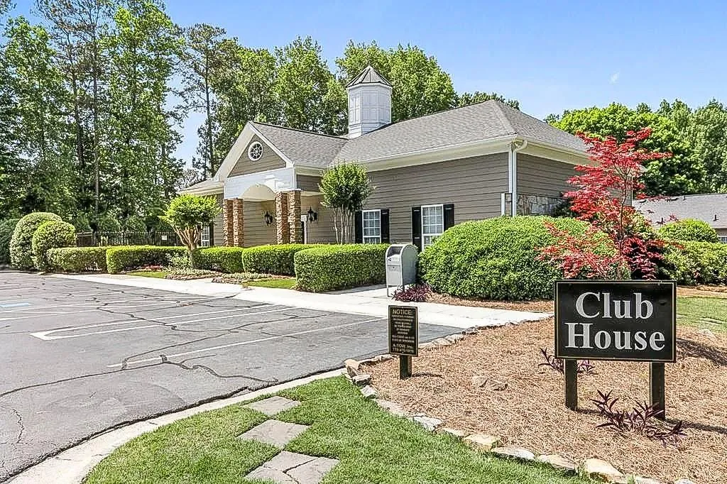 1701 Brighton Point, Sandy Springs, Georgia 30328, 2 Bedrooms Bedrooms, ,2 BathroomsBathrooms,Residential,Sold,1701 Brighton Point,6821354