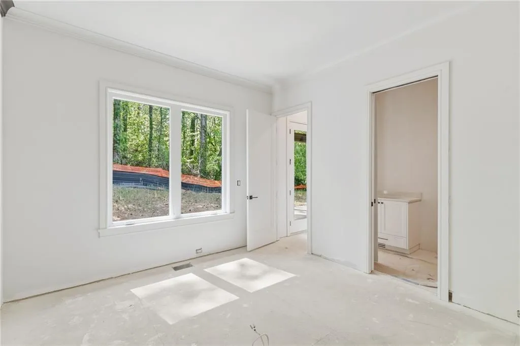 720 Edgewater Trail, Atlanta, Georgia 30328, 7 Bedrooms Bedrooms, ,6 BathroomsBathrooms,Residential,For Sale,720 Edgewater Trail,7758353