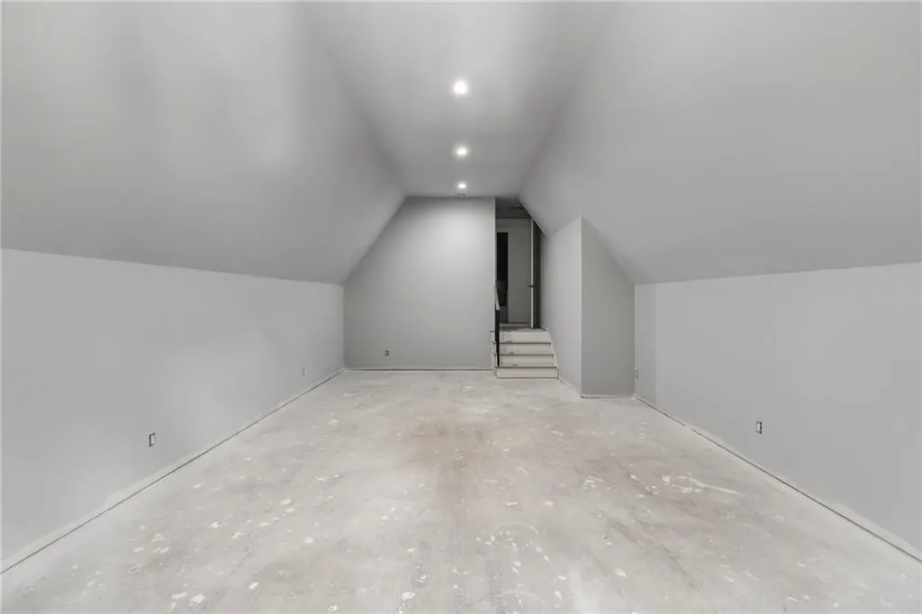 720 Edgewater Trail, Atlanta, Georgia 30328, 7 Bedrooms Bedrooms, ,6 BathroomsBathrooms,Residential,For Sale,720 Edgewater Trail,7758353