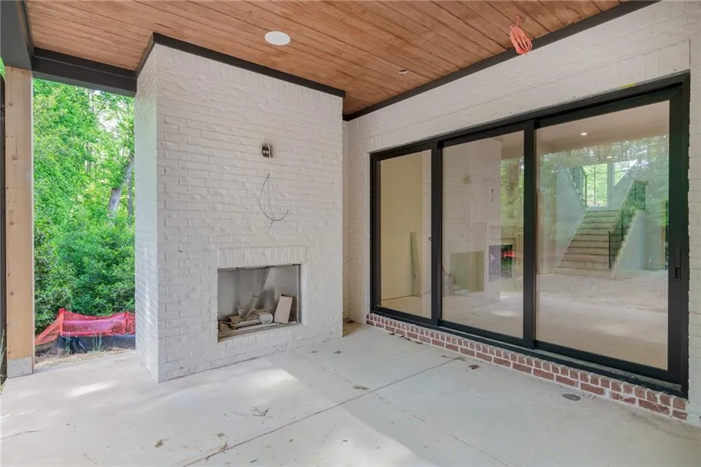 720 Edgewater Trail, Atlanta, Georgia 30328, 7 Bedrooms Bedrooms, ,6 BathroomsBathrooms,Residential,For Sale,720 Edgewater Trail,7758353