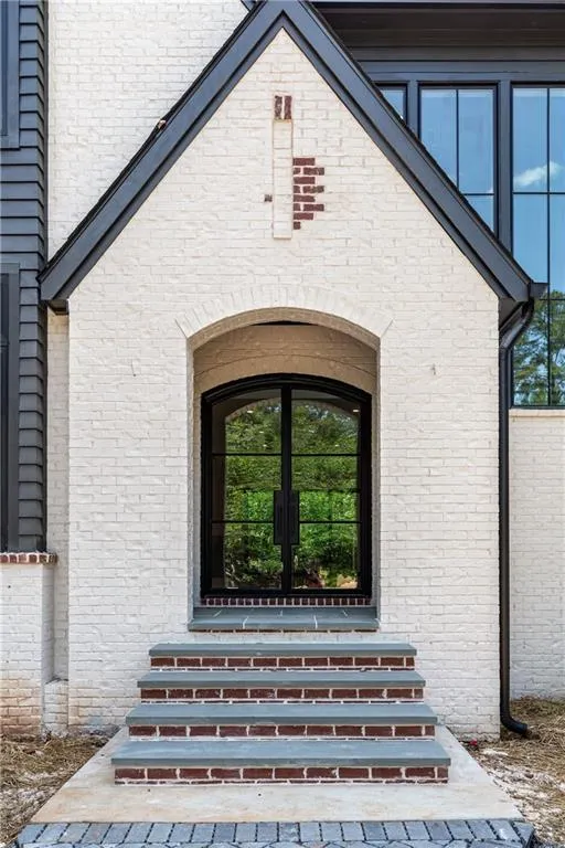 720 Edgewater Trail, Atlanta, Georgia 30328, 7 Bedrooms Bedrooms, ,6 BathroomsBathrooms,Residential,For Sale,720 Edgewater Trail,7758353