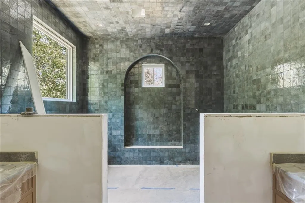 720 Edgewater Trail, Atlanta, Georgia 30328, 7 Bedrooms Bedrooms, ,6 BathroomsBathrooms,Residential,For Sale,720 Edgewater Trail,7758353
