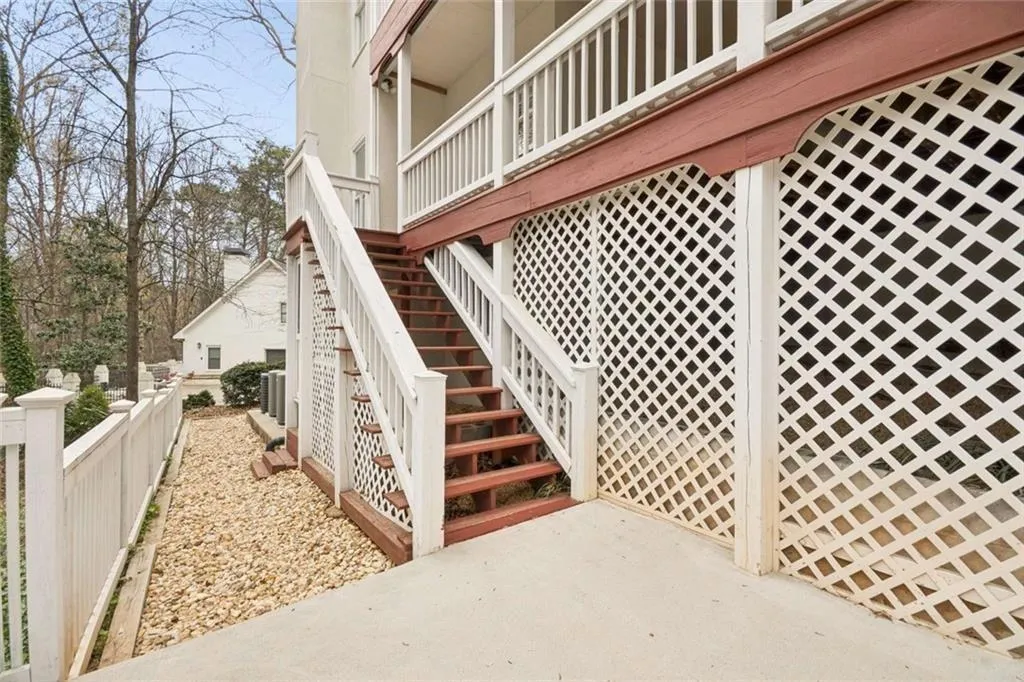 8500 Valemont Drive, Sandy Springs, Georgia 30350, 5 Bedrooms Bedrooms, ,6 BathroomsBathrooms,Residential,For Sale,8500 Valemont Drive,7742199