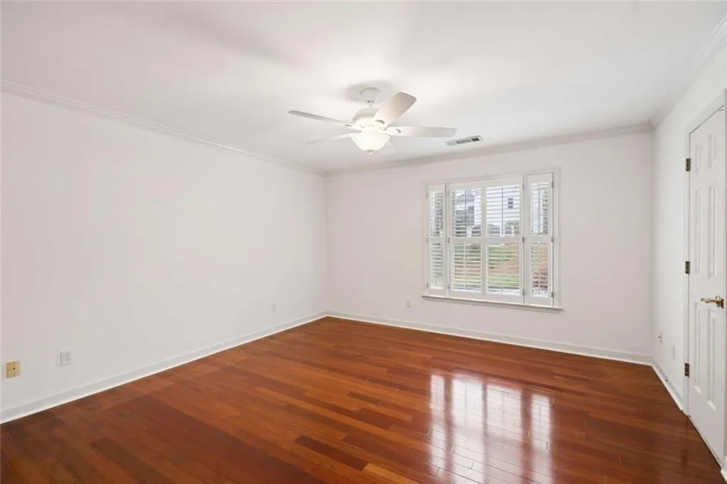 Upstairs Bedroom--one of three.