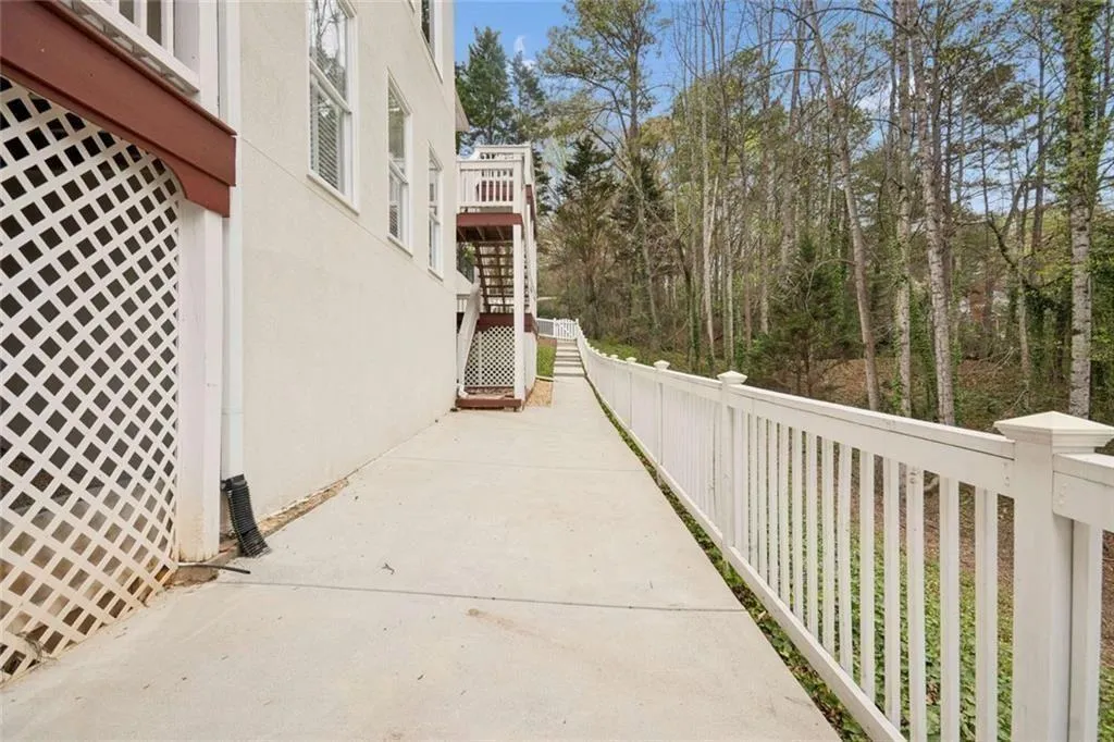 8500 Valemont Drive, Sandy Springs, Georgia 30350, 5 Bedrooms Bedrooms, ,6 BathroomsBathrooms,Residential,For Sale,8500 Valemont Drive,7742199