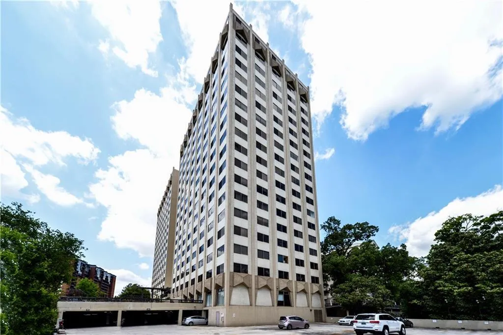 2479 Peachtree Road Ne Unit 911, Atlanta, Georgia 30305, 1 Bedroom Bedrooms, ,1 BathroomBathrooms,Residential,Sold,2479 Peachtree Road Ne Unit 911,6007575