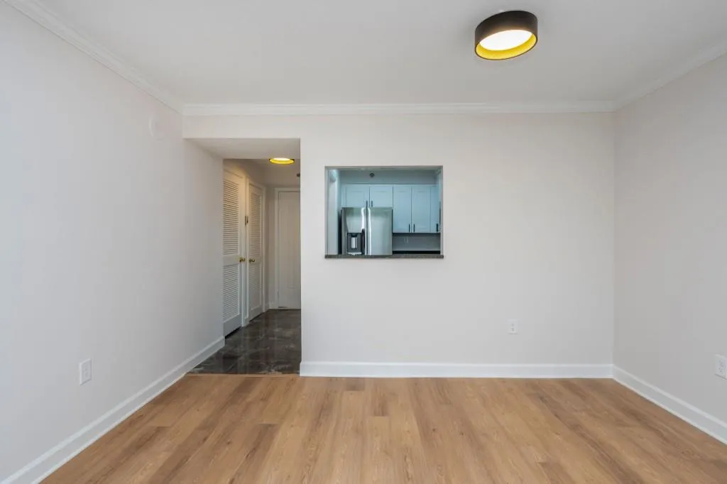 2870 Pharr Court Nw Unit 309, Atlanta, Georgia 30305, 1 Bedroom Bedrooms, ,1 BathroomBathrooms,Residential,For Sale,2870 Pharr Court Nw Unit 309,7609642