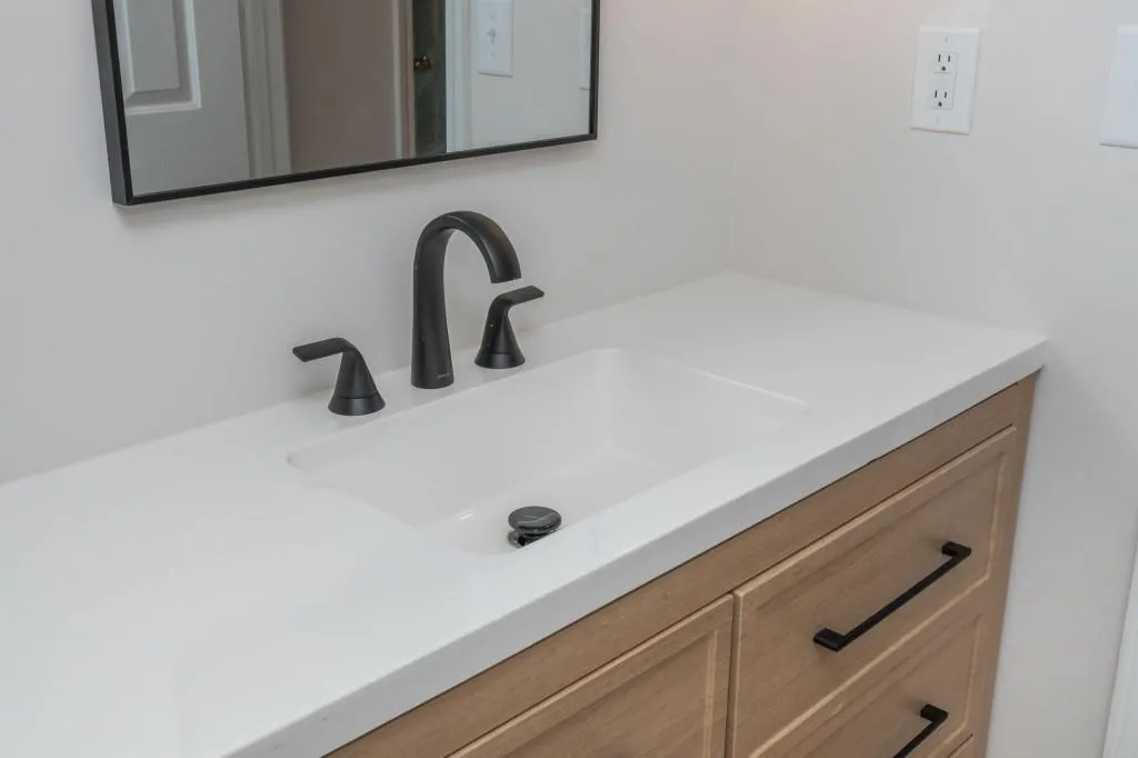 2870 Pharr Court Nw Unit 309, Atlanta, Georgia 30305, 1 Bedroom Bedrooms, ,1 BathroomBathrooms,Residential,For Sale,2870 Pharr Court Nw Unit 309,7609642