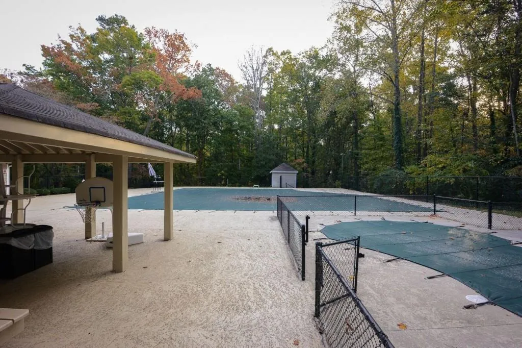 6296 Vernon Woods Drive, Sandy Springs, Georgia 30328, 3 Bedrooms Bedrooms, ,2 BathroomsBathrooms,Residential,Sold,6296 Vernon Woods Drive,5771440